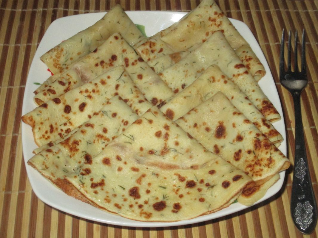 Летний гастрономический хит: блинчики с кабачком и укропом