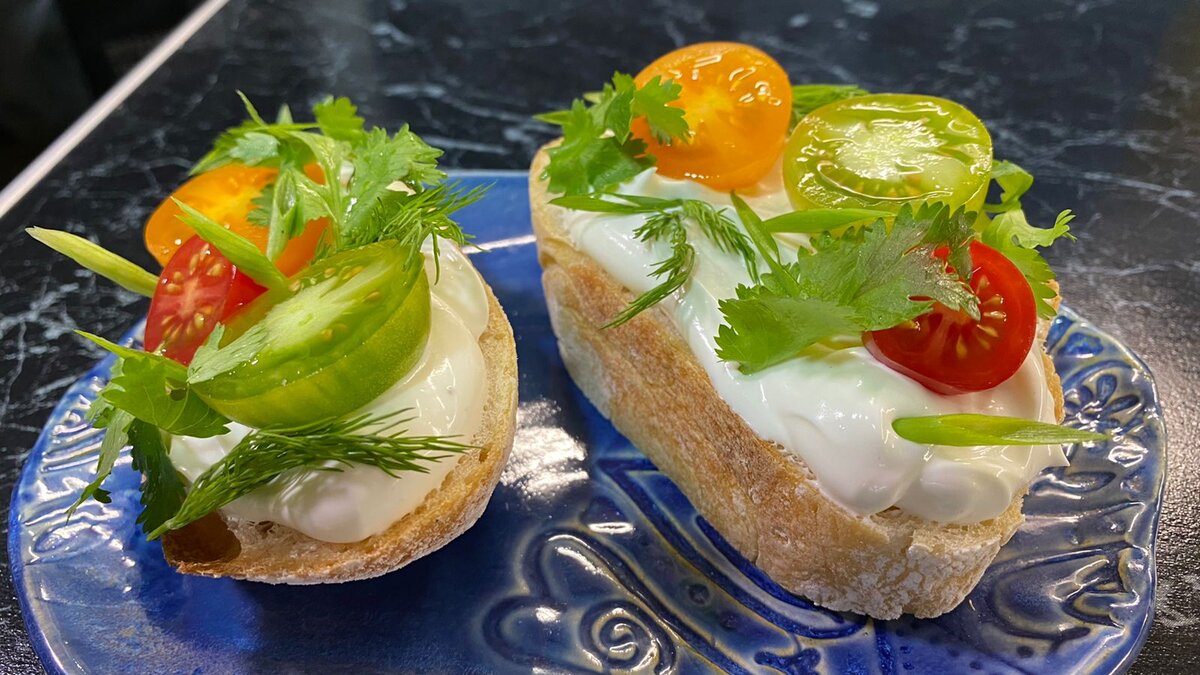 Необычные бутерброды за пару минут: сливочный крем, который всех удивит