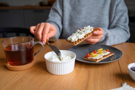 Как выбрать между сливочным и творожным сыром: все важные моменты