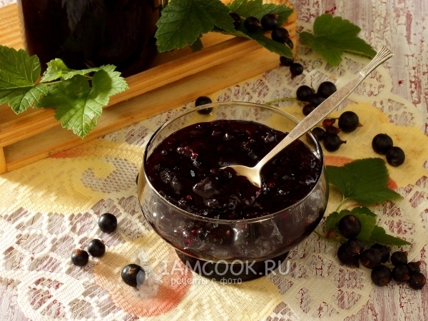 Как сохранить летние ягоды: Простой способ приготовления варенья из смородины