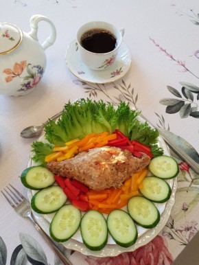 Нежный кролик в сметанном соусе: простой рецепт для уютного ужина