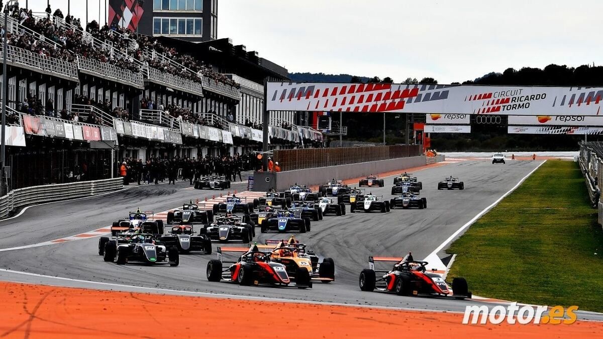 ������ ���� ������ � ���������� Porsche ����� ����������� ����� � ������ �� ������