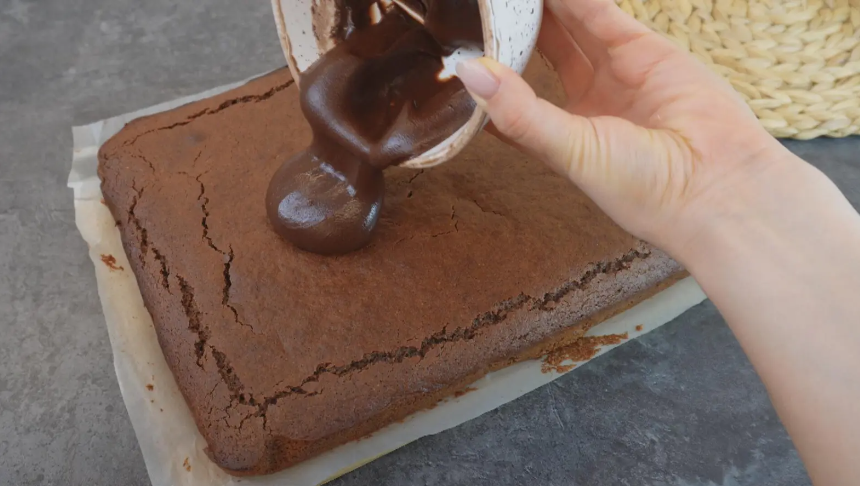 Шоколадная глазурь за минуту: просто, быстро и без варки