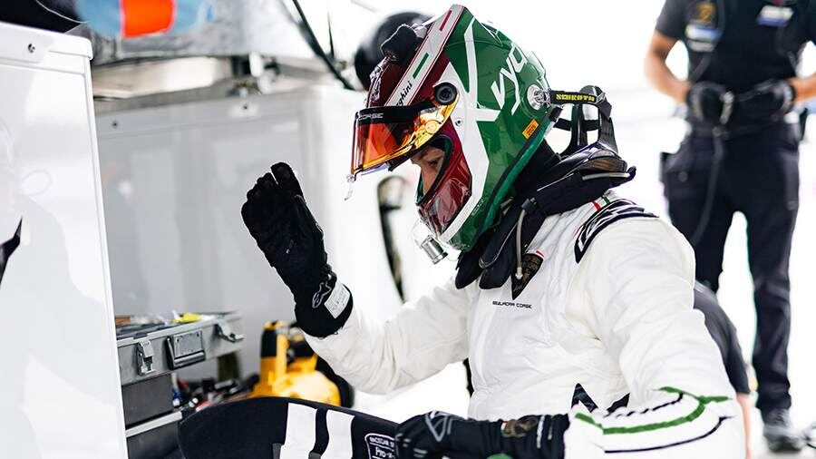 Квят уступил беспилотнику в гонке на «Яс-Марине»