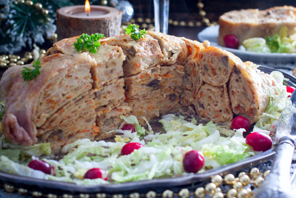 Курица, фаршированная блинами: оригинальный рецепт для праздника