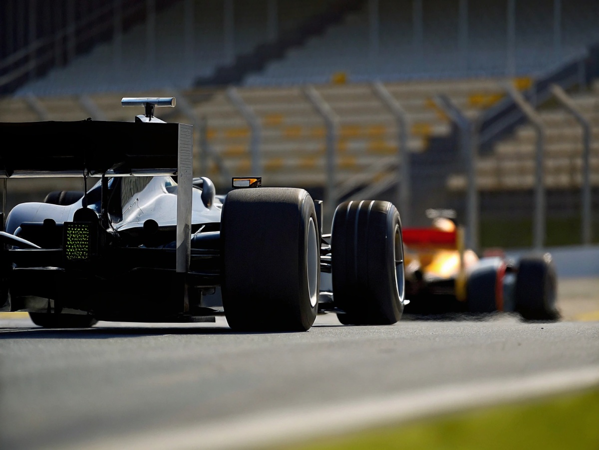 Норрис и Пиастри предпочли меньше съемок: дружба важнее титула