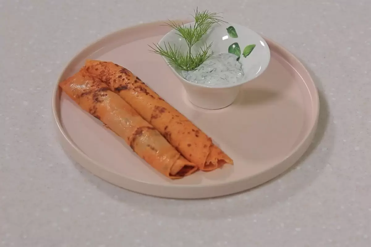 Томатные блины: оригинальный взгляд на классическое блюдо