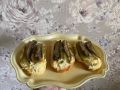 Вдохновение для закусок: бутерброды со шпротами и огурцом с нежной чесночной намазкой