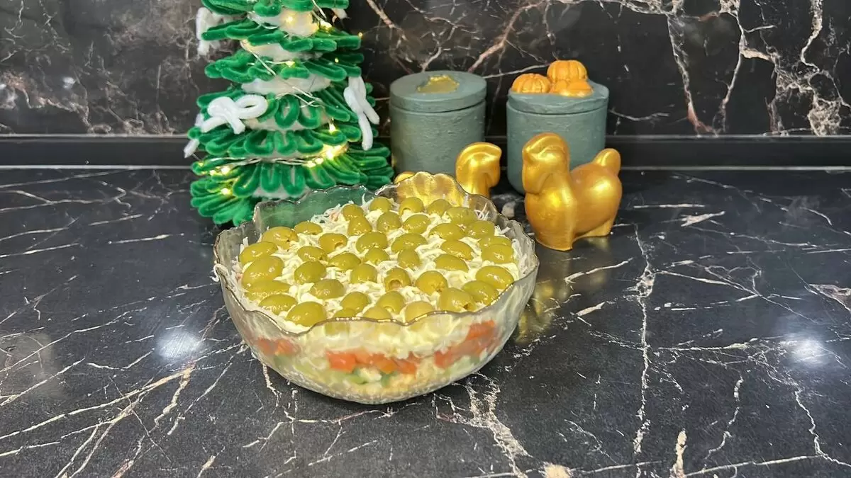 Праздничный салат с красной рыбой: идеальное блюдо для вашего стола