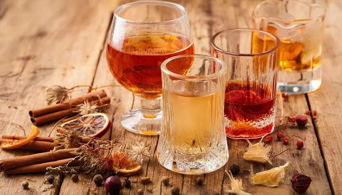 Топ-3 народные рецепты настоек: история, вкус и капля волшебства