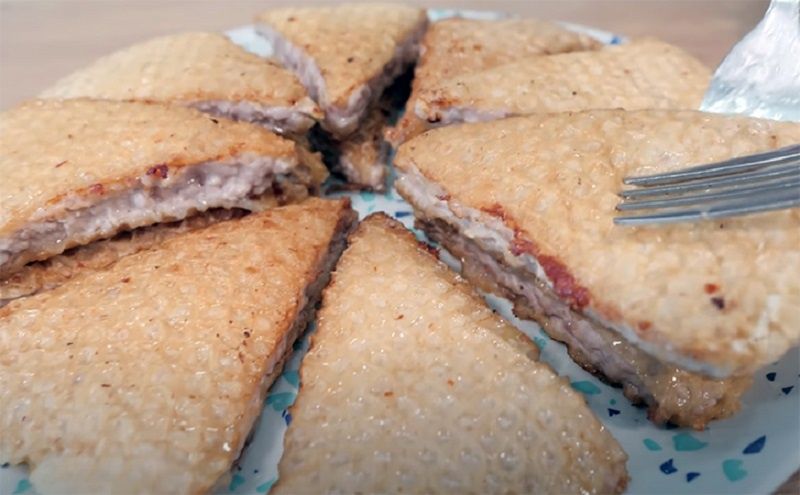 Вафельные треугольники с мясом: новый взгляд на привычные блюда